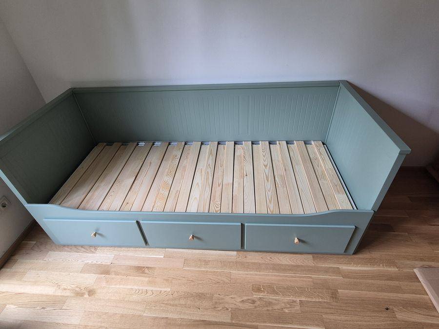 HEMNES Tagesbett montiert